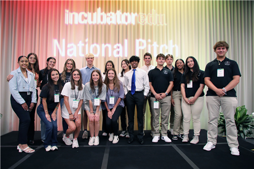 Group picture of all the schools that competed in the 2023 INCubatoredu National Pitch